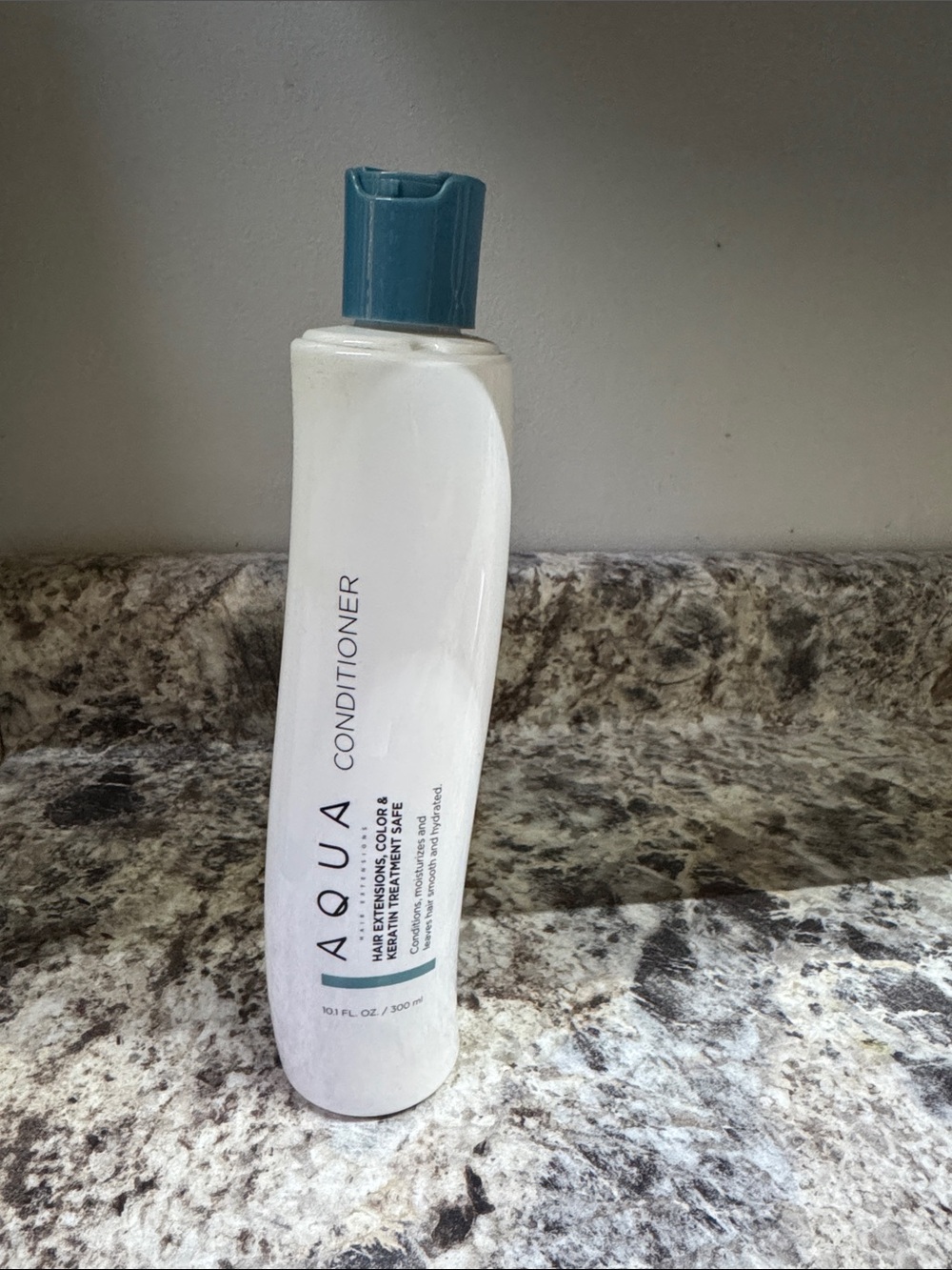 Aqua Conditioner — Hair Extensions